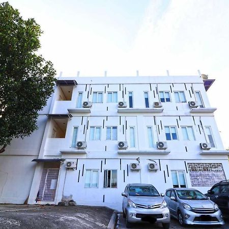 Rumah Kayu Manis Bintaro Jakarta Bagian luar foto